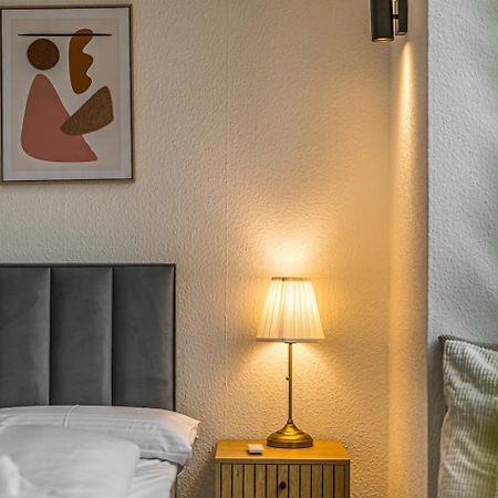 Ruhige Und Stilvolle Wohnung Am Clara-Zetkin-Park Лейпциг Екстер'єр фото