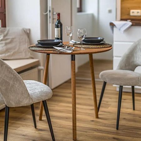 Ruhige Und Stilvolle Wohnung Am Clara-Zetkin-Park Лейпциг Екстер'єр фото